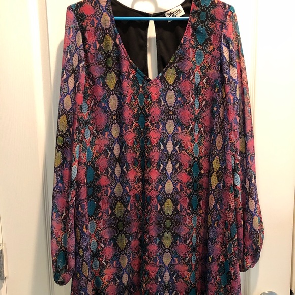 SOLD 🦋 Show me Your Mumu Donna Michelle Dress - Picture 3 of 4